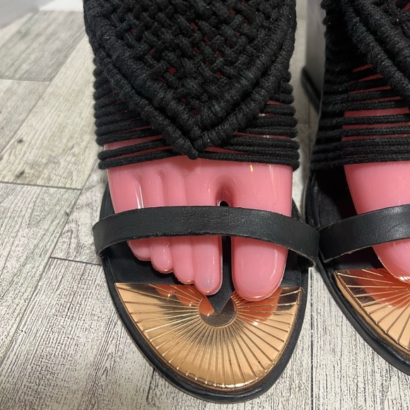Ivy Kirzhner Mykonos Macrame Rope Sandals black wedge size 8 - Picture 5 of 15
